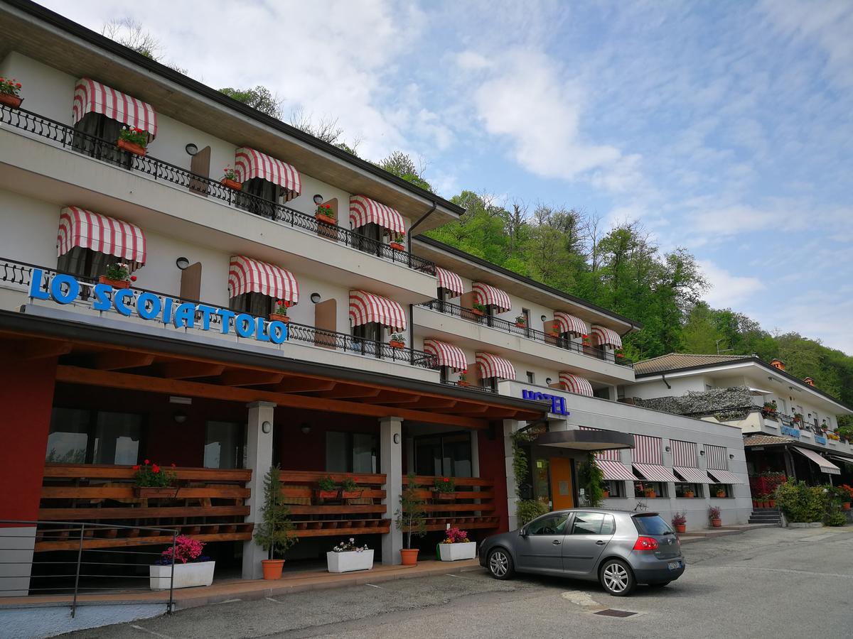 Lo Scoiattolo Hotel Massino Visconti Exterior photo